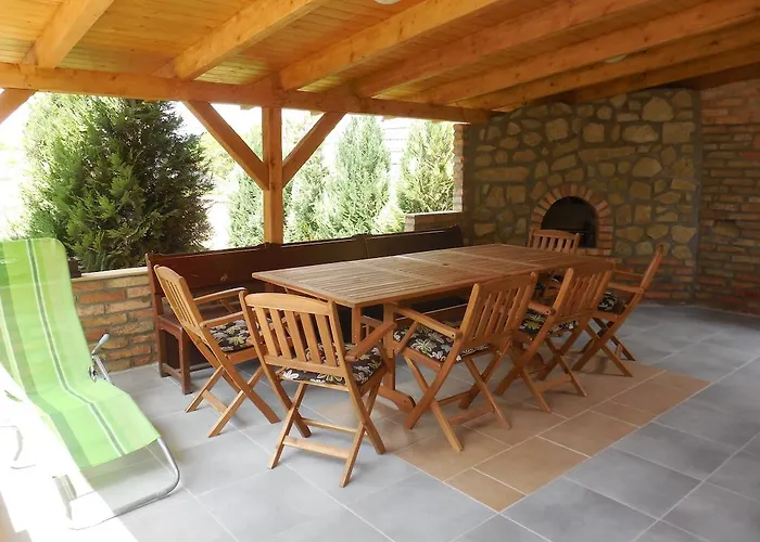 Anca *